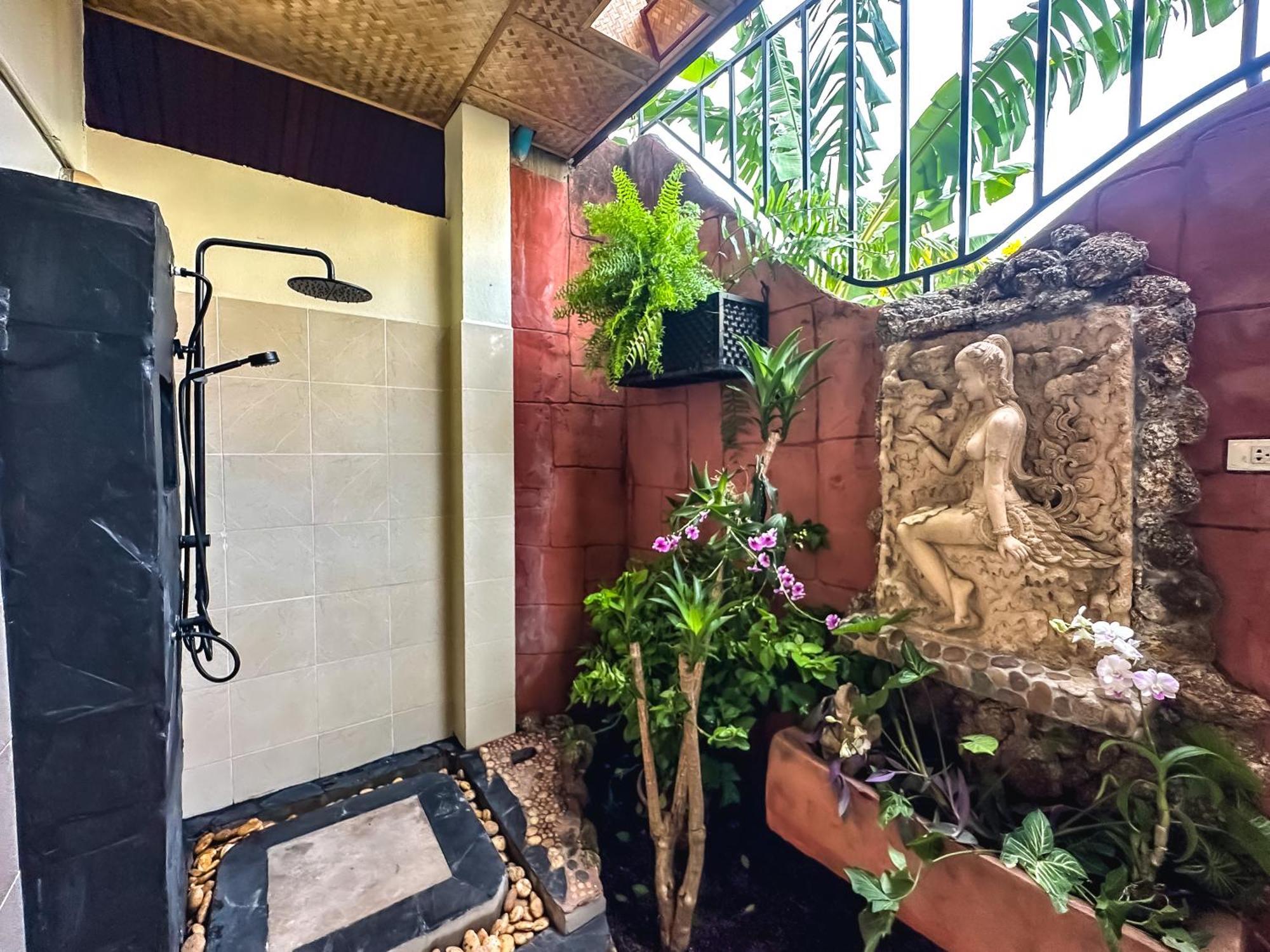 Shanti Lodge Phuket Чалонг Экстерьер фото